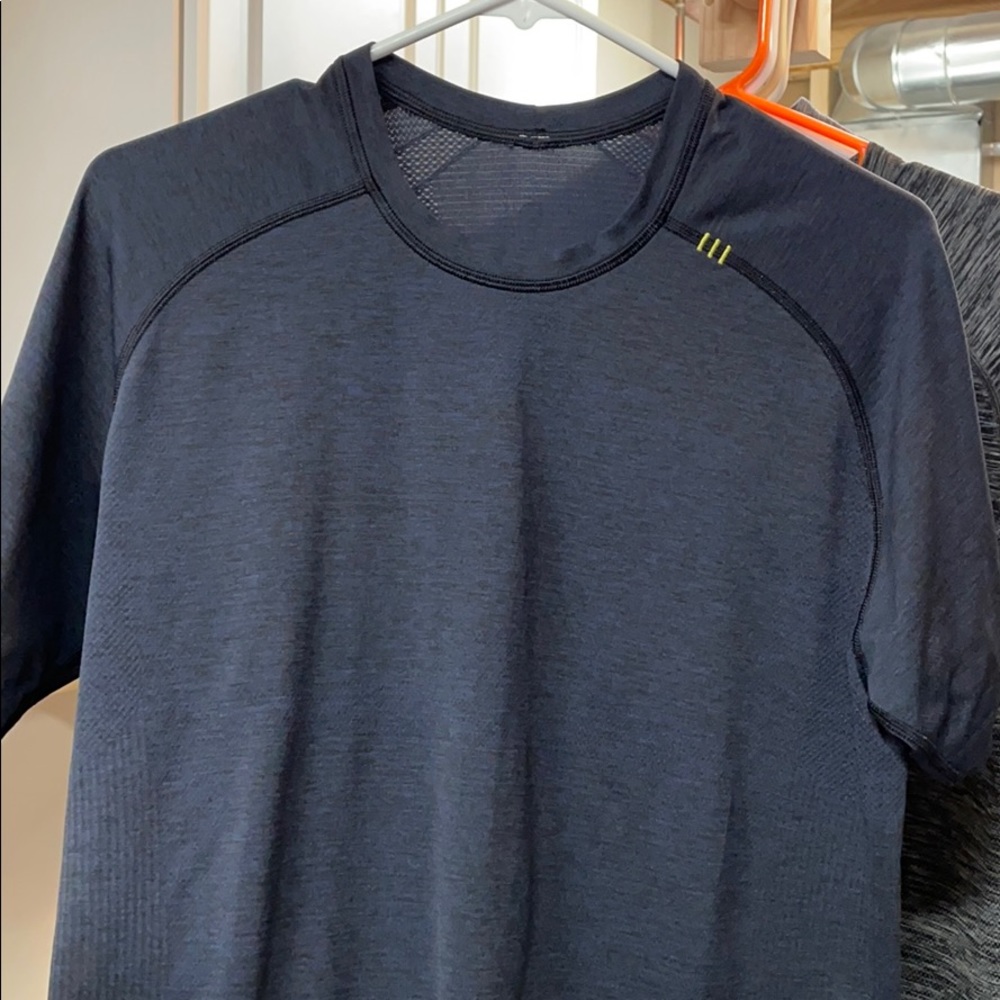 Men’s Lululemon metal tech vent